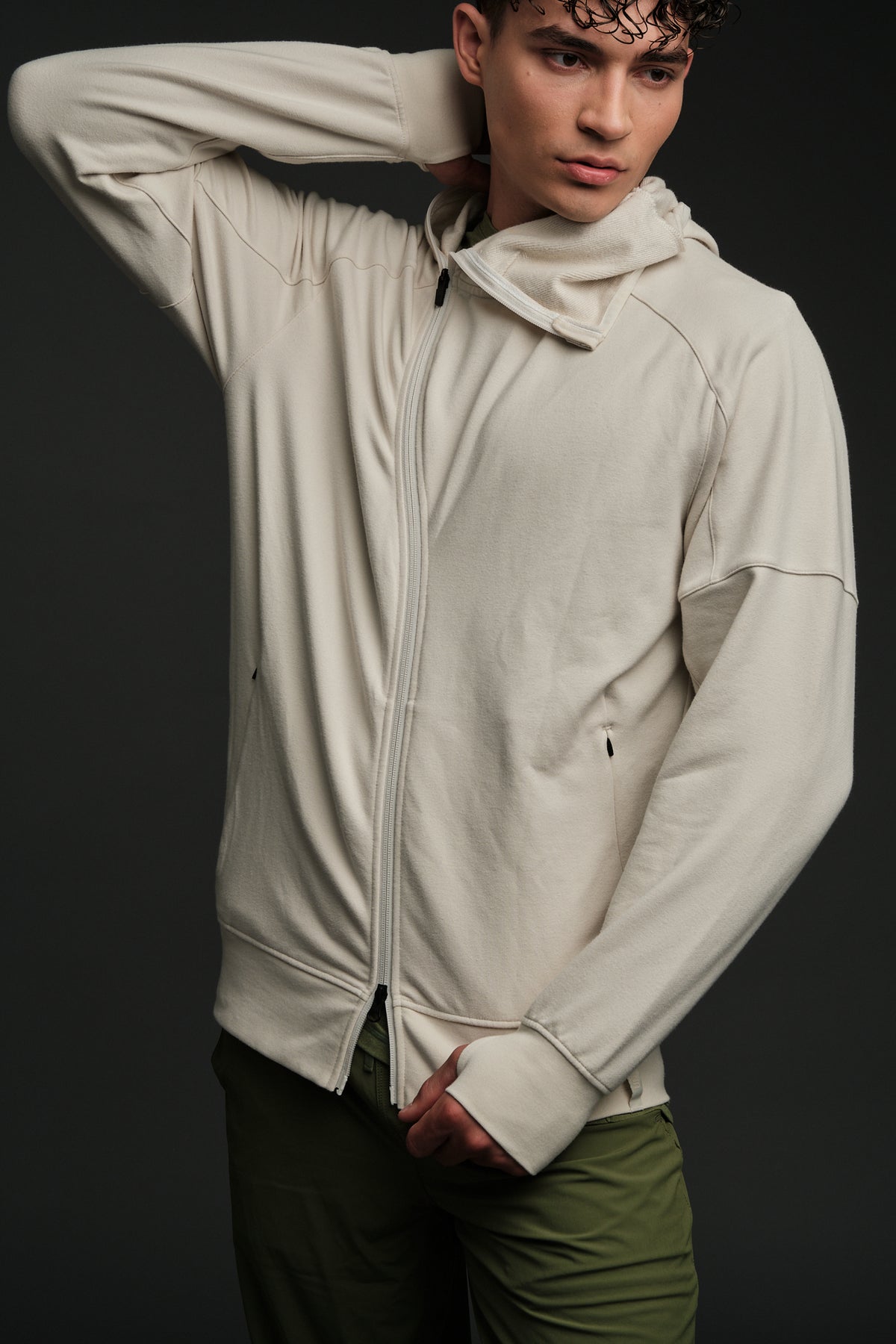 RIDDLE HOODIE
