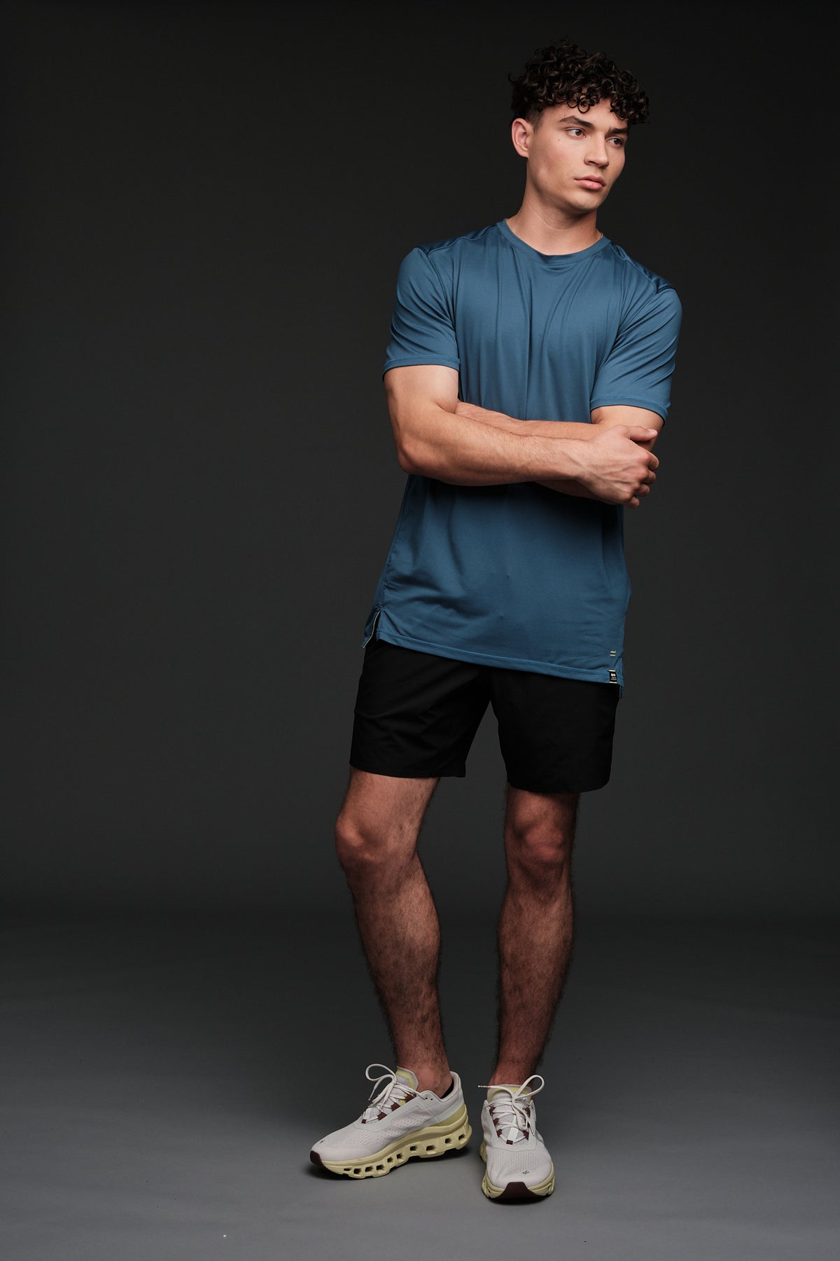 TOP OF THE WORLD TRAINING TEE (Training fit)