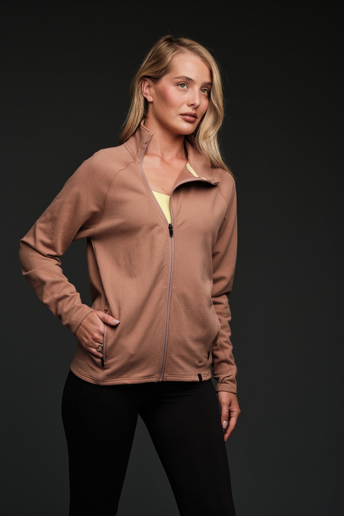 JEWEL AVE MOCK NECK