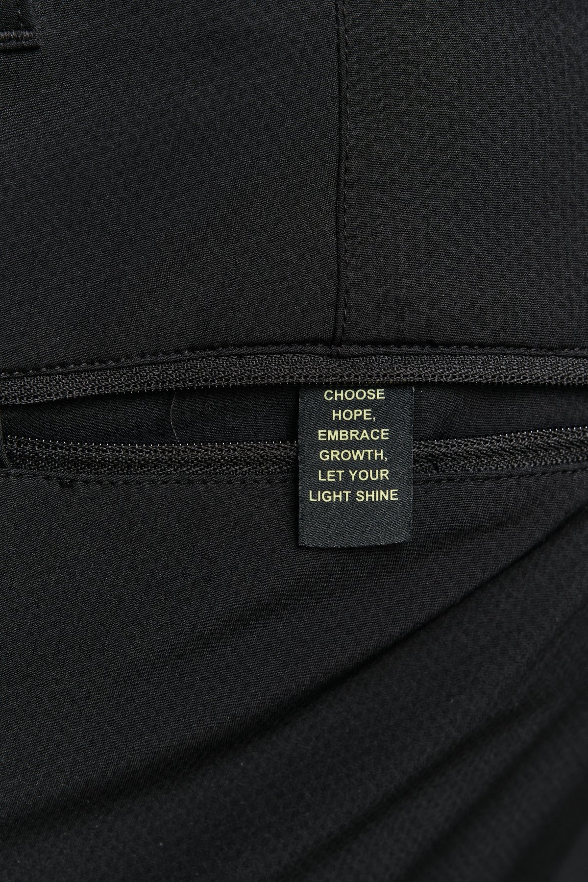 COASTLINE SHORT (HYBRID WALK SHORT)