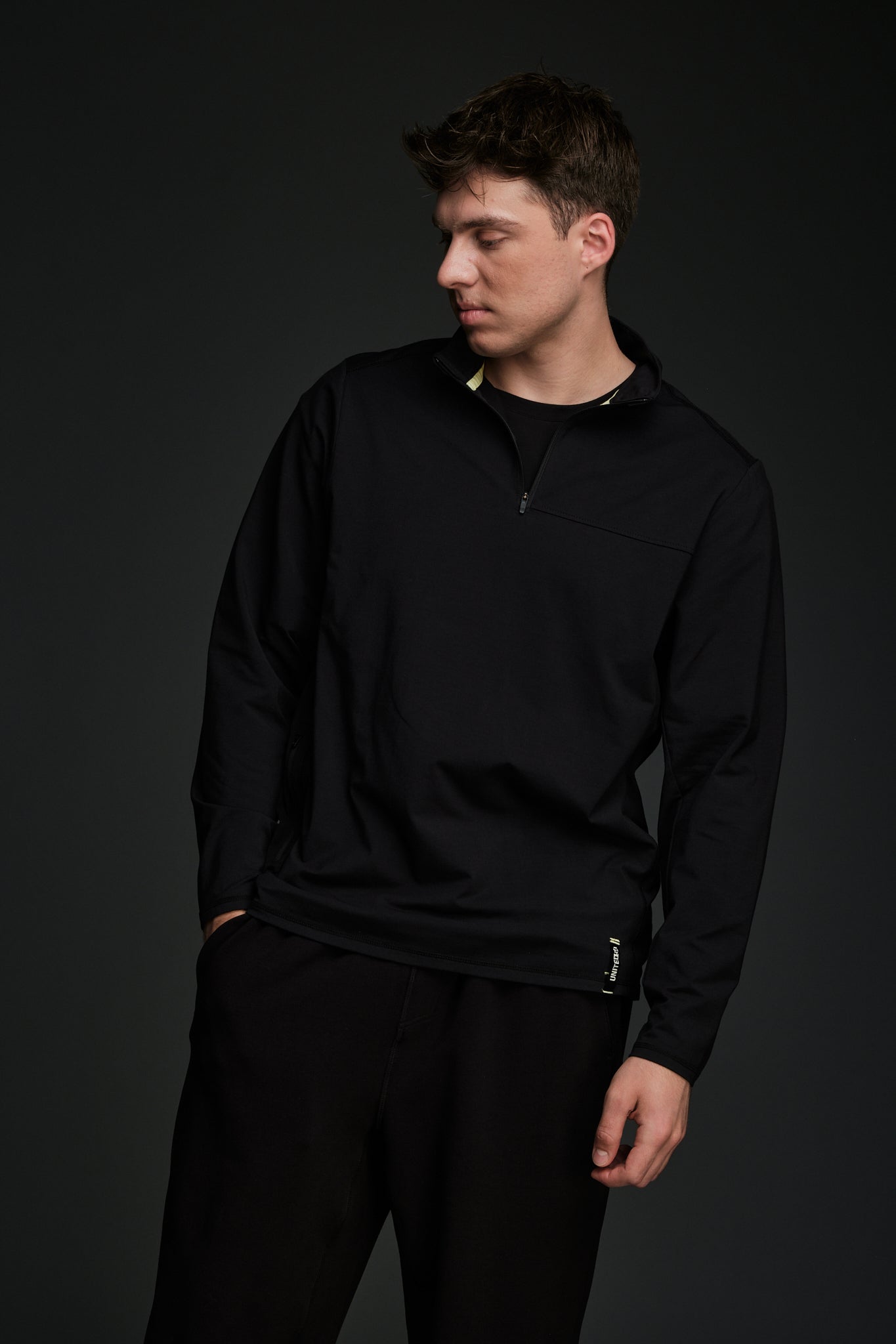 THE COVE QZ MOCK NECK – u50.com