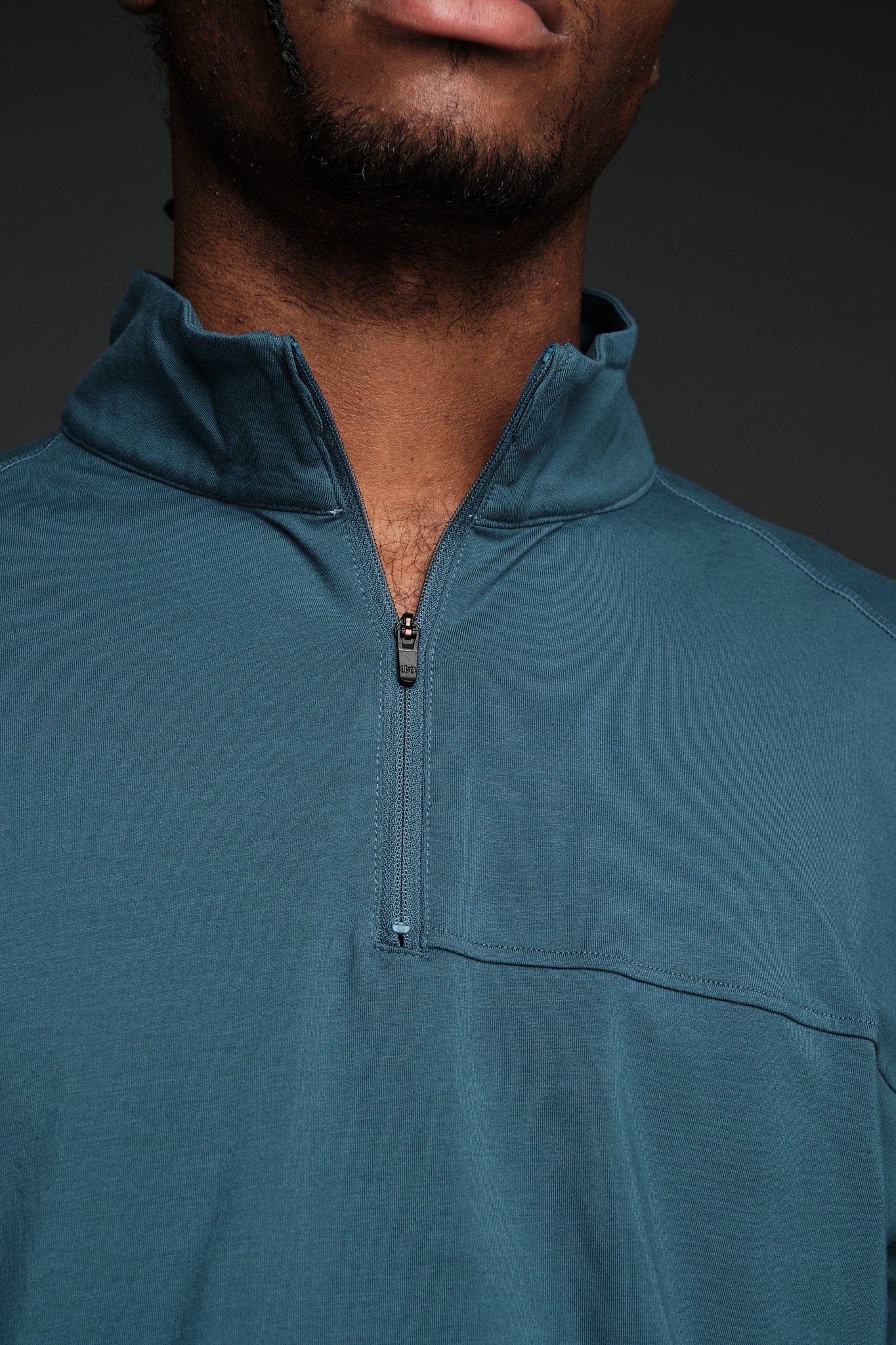 THE COVE QZ MOCK NECK