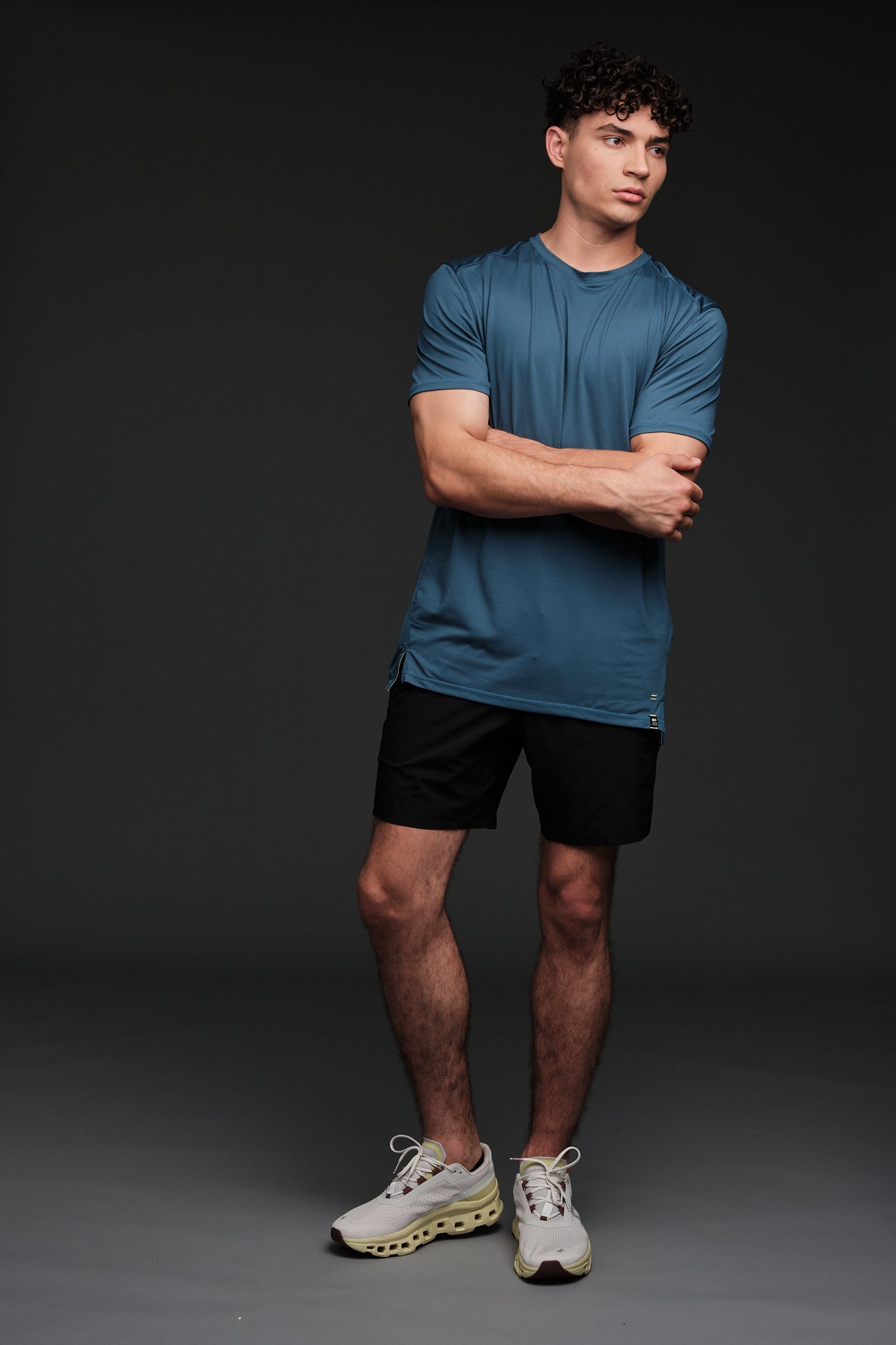 TOP OF THE WORLD TRAINING TEE