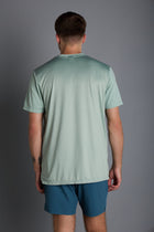 TOP OF THE WORLD TRAINING TEE (Training fit)