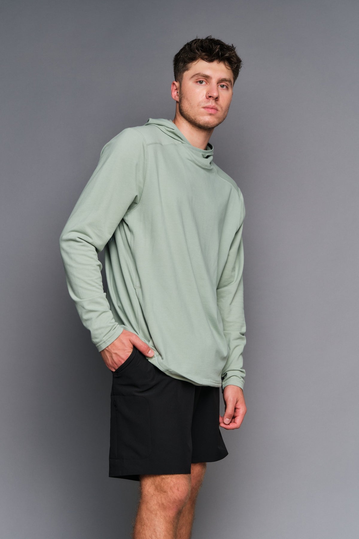 HEISLER LIGHTWEIGHT HOODIE TEE