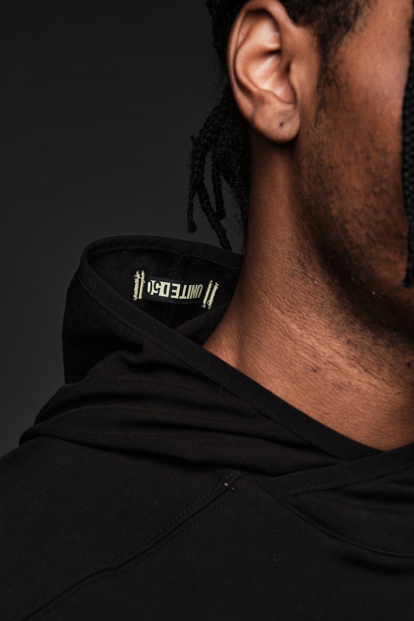HEISLER LIGHTWEIGHT HOODIE TEE