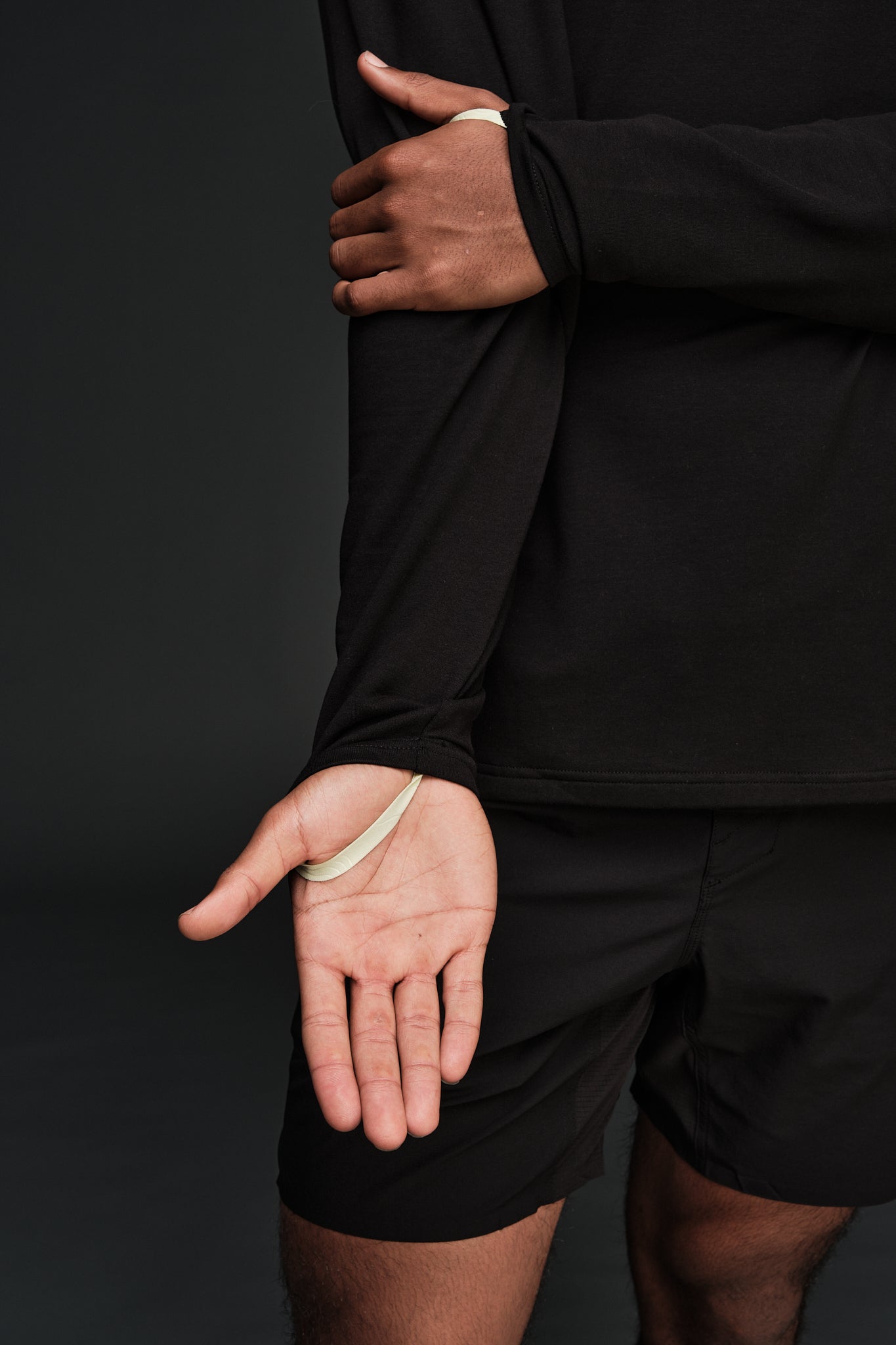 HEISLER LIGHTWEIGHT HOODIE TEE