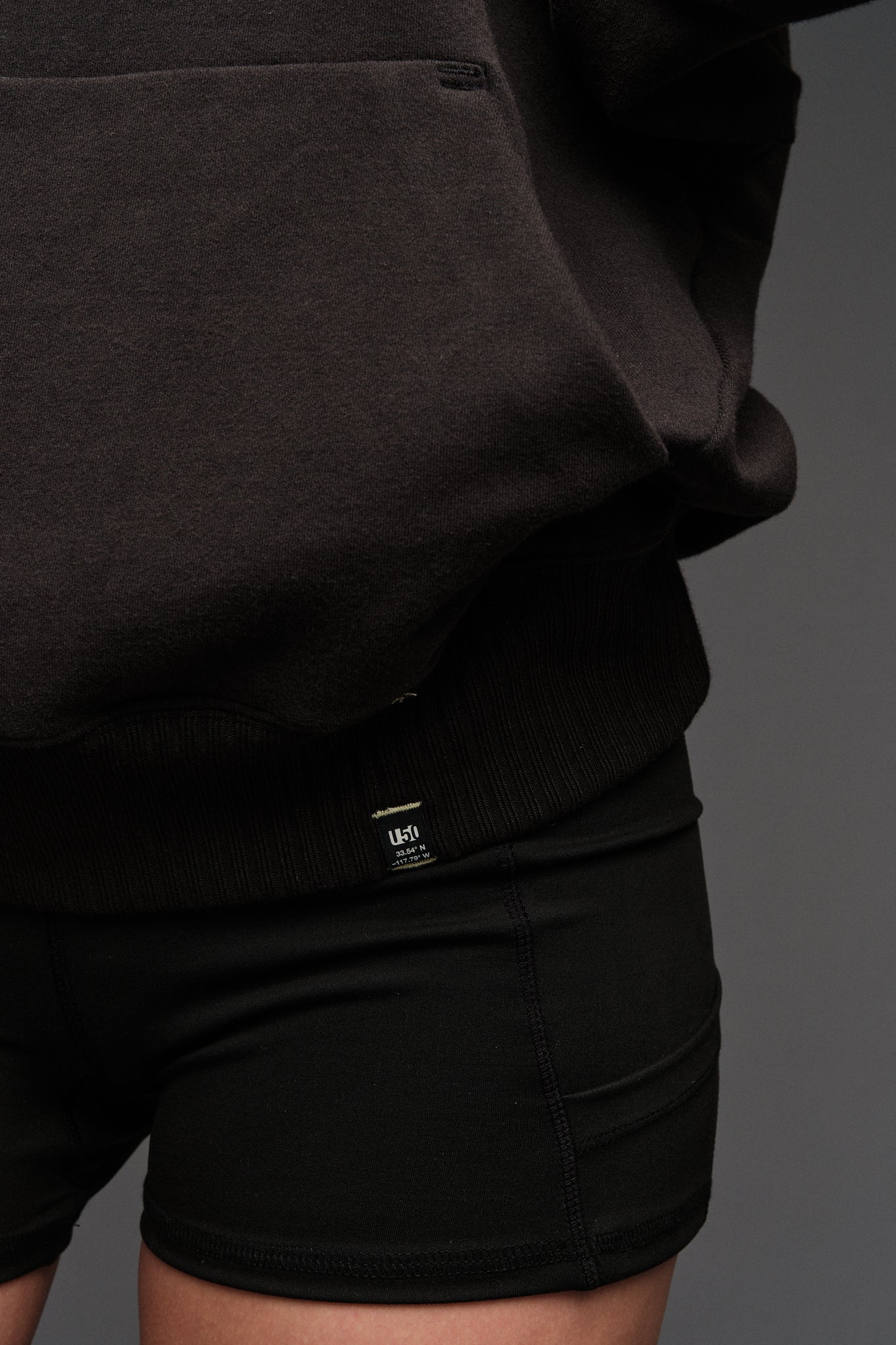 ALIGNED PULLOVER HOODIE