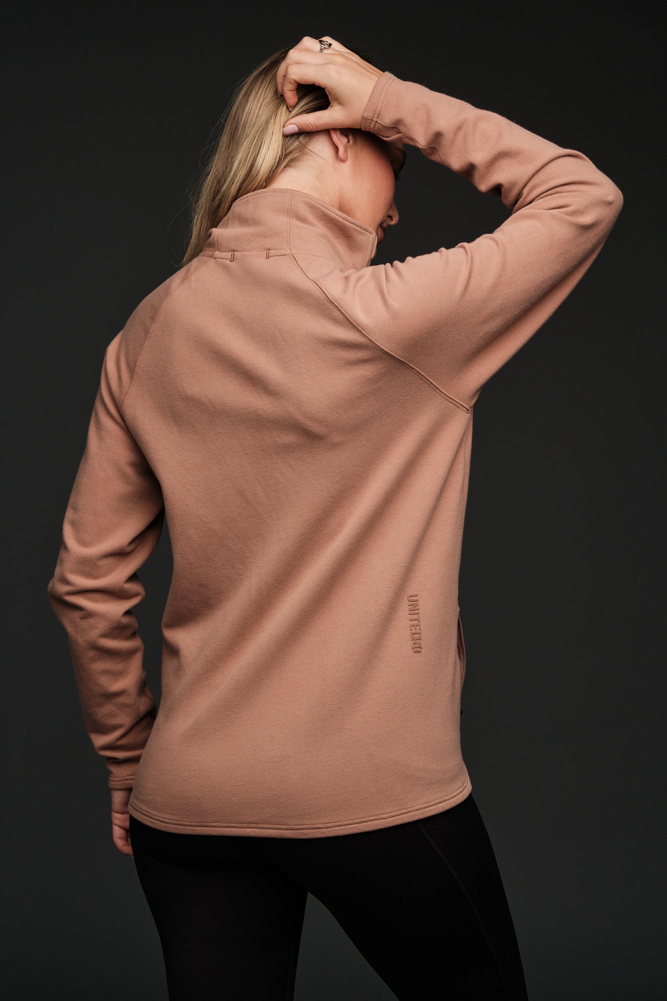 FLOW FULL ZIP MOCK NECK