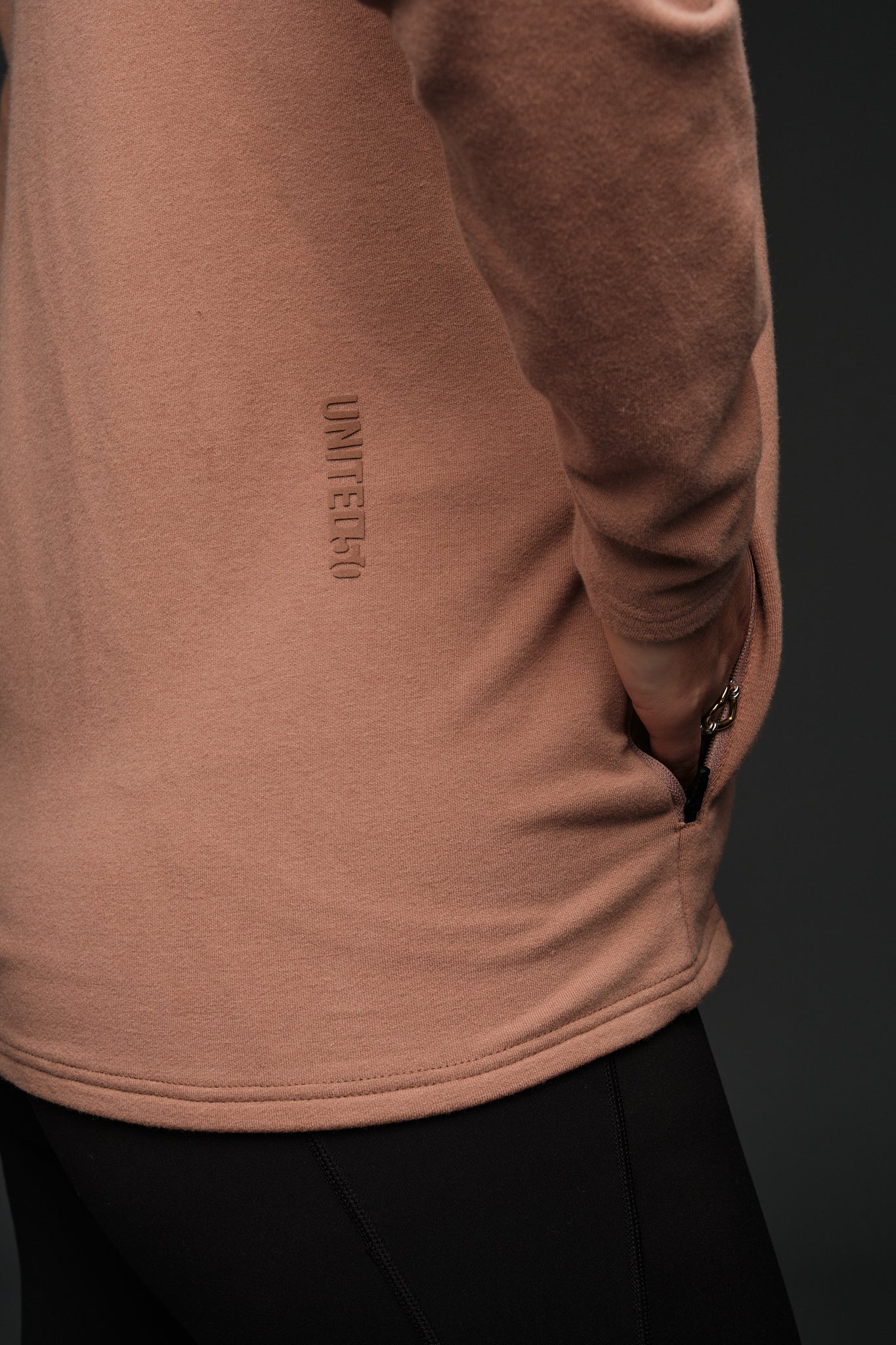 FLOW FULL ZIP MOCK NECK