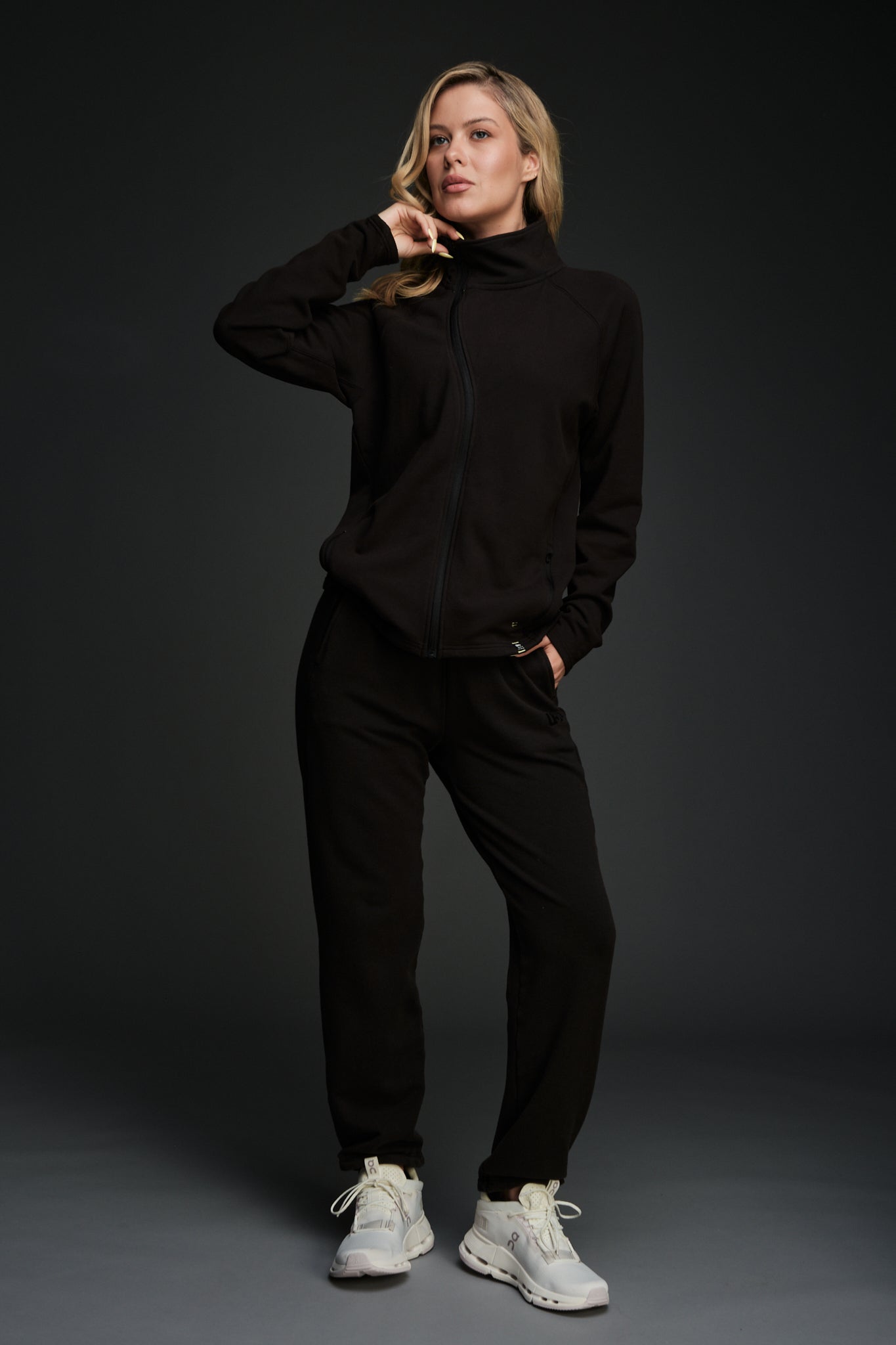 VISTA DEL SOL ULTRA COMFORT STRAIGHT LEG SWEATPANTS