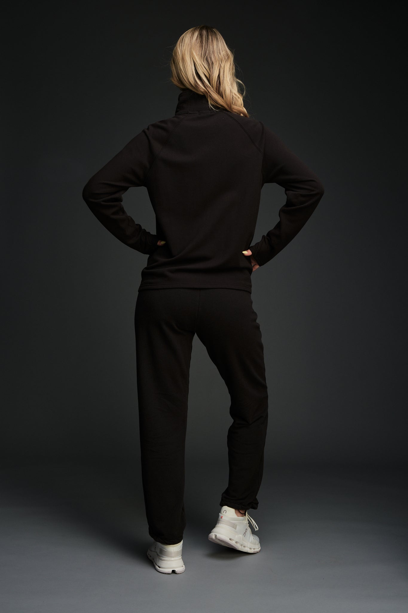 VISTA DEL SOL ULTRA COMFORT STRAIGHT LEG SWEATPANTS