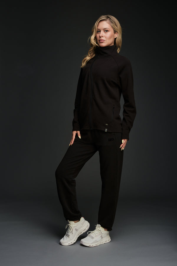 ALIGNED STRAIGHT LEG SWEATPANTS