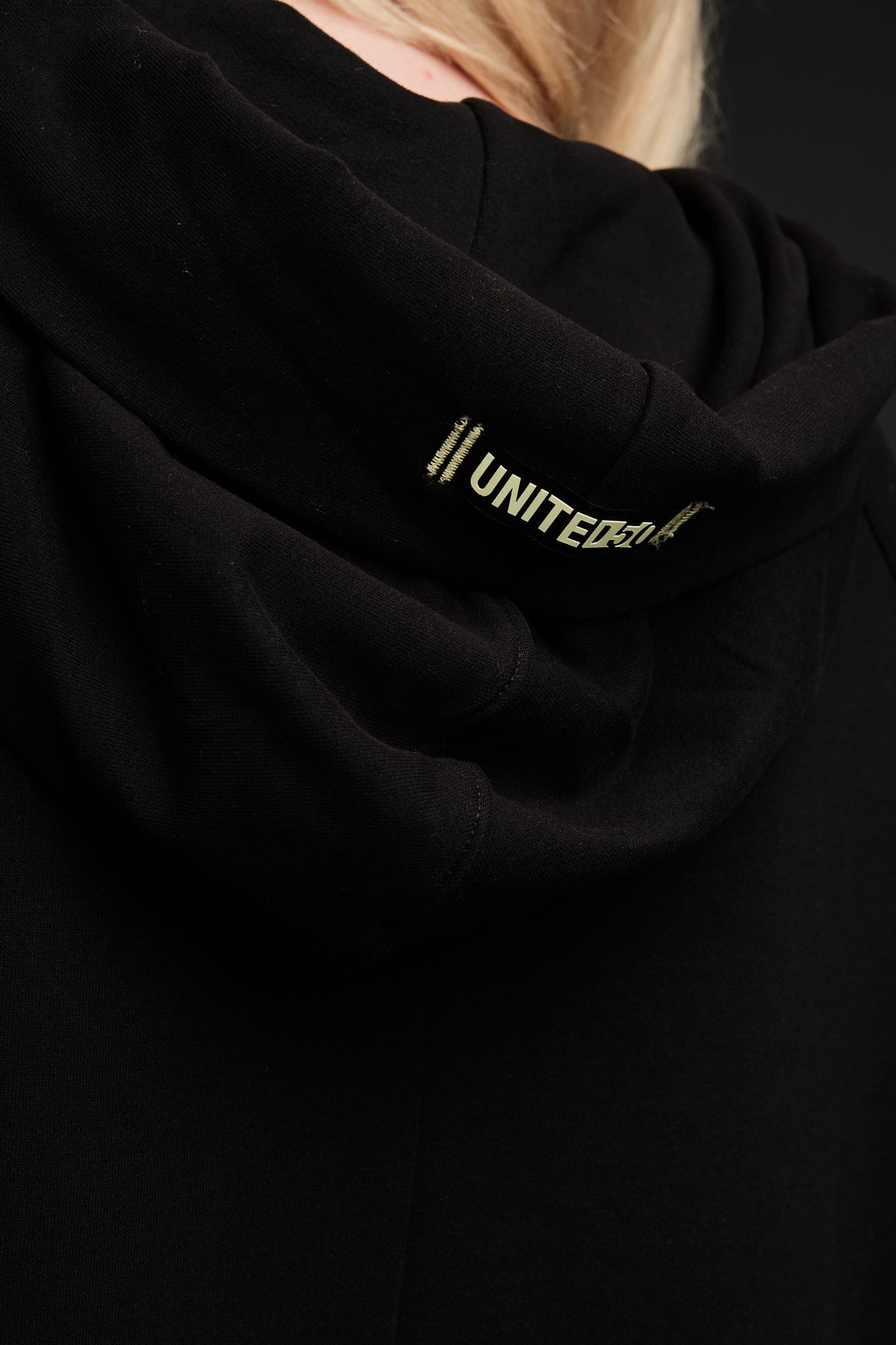 FLOW HOODIE
