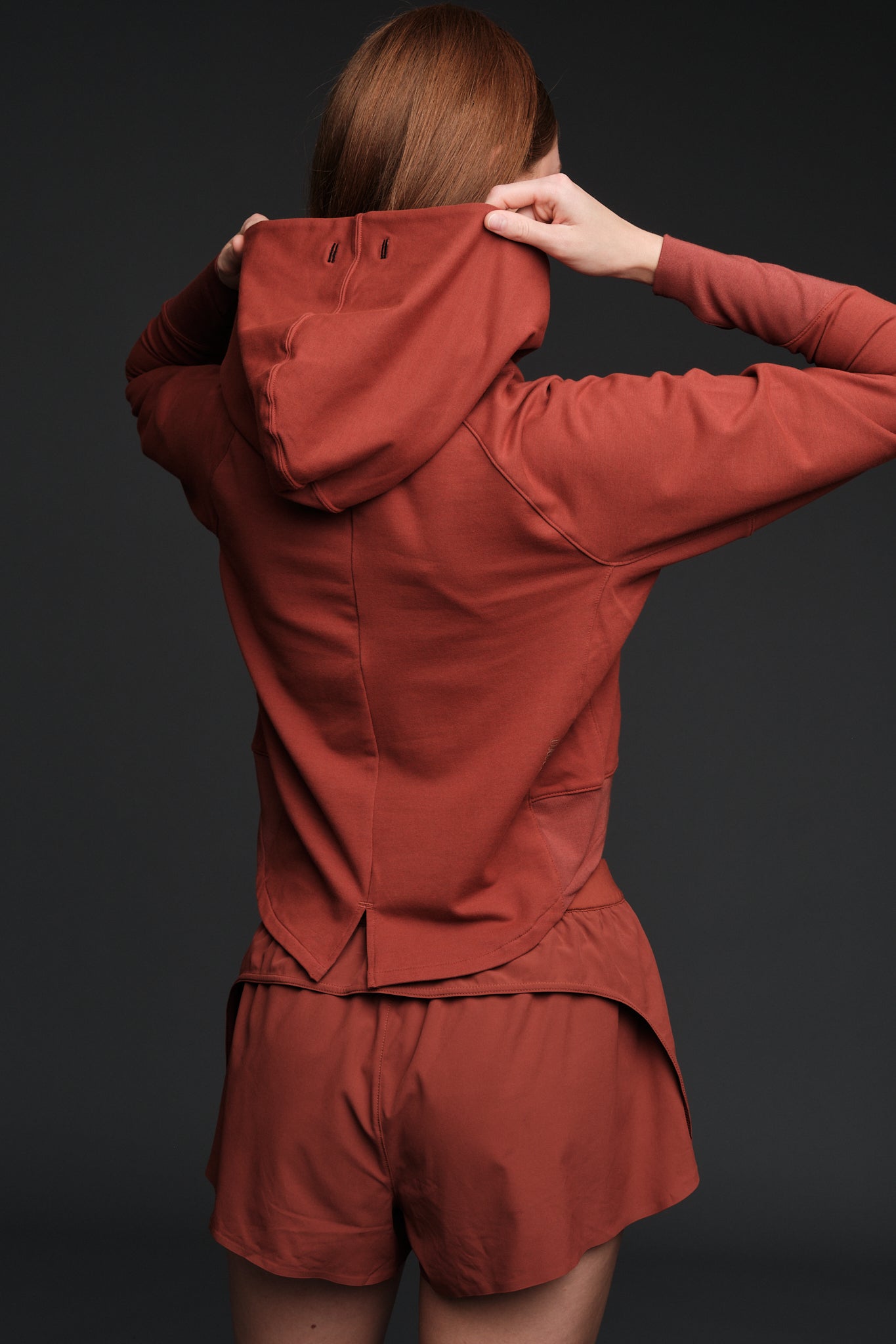 FLOW HOODIE