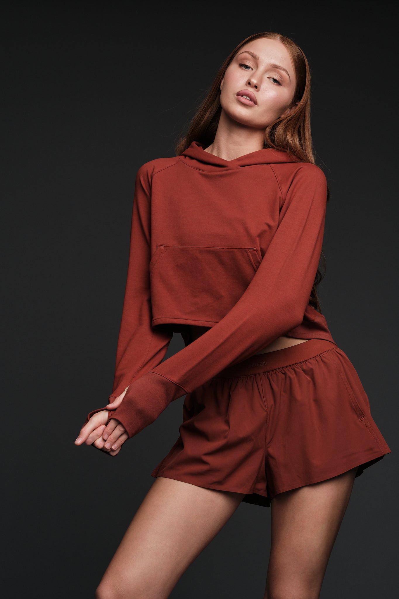FLOW HOODIE