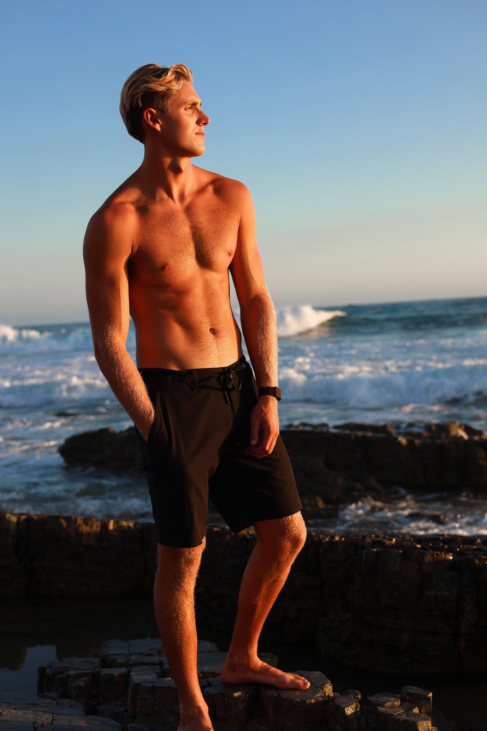 SHOP MENS