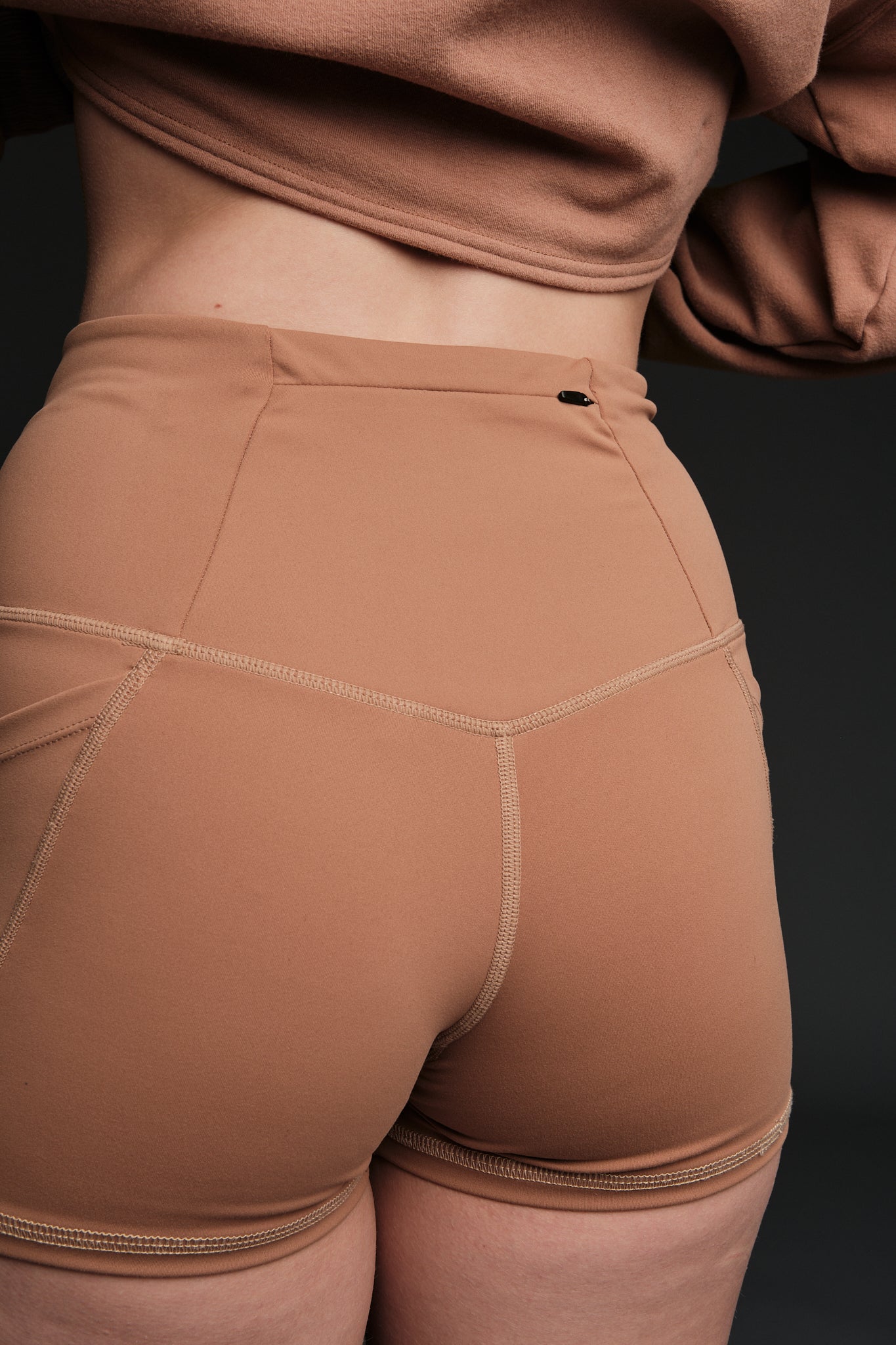 MONTE VISTA HIGH WAIST BODY SHORTS