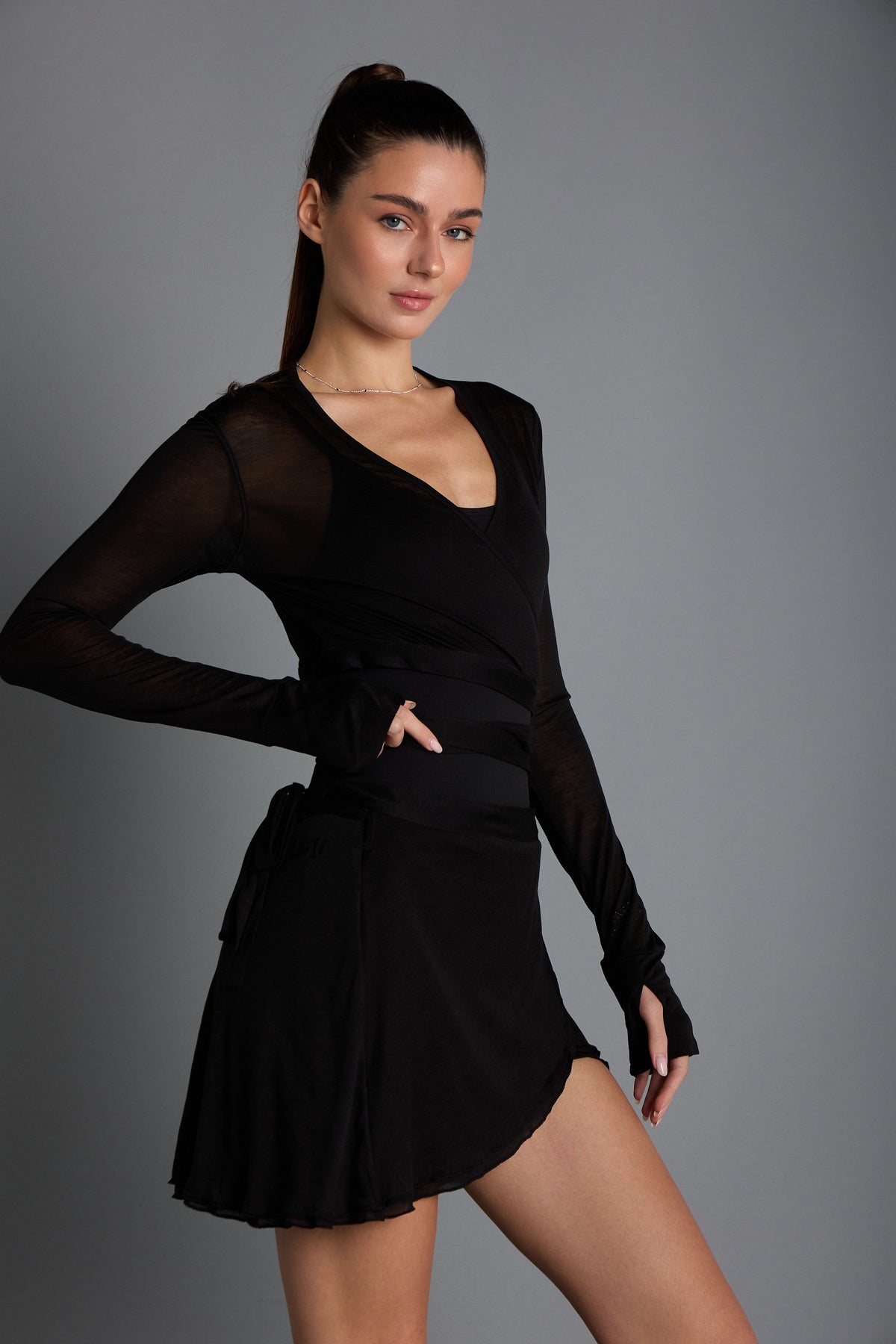 CRESCENT BAY WRAP TOP
